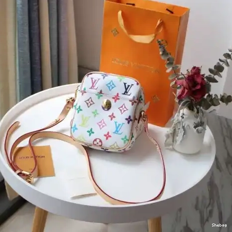 Bags LV 207B570004 0709